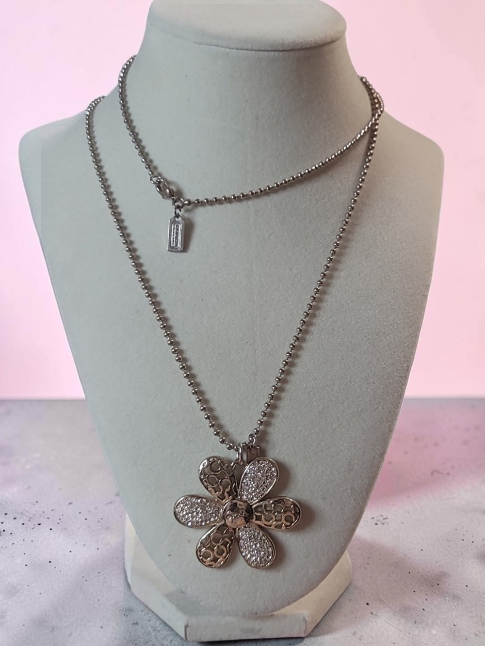 Coach Silver Daisy Pendant Necklace
